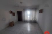 Sobrado de 140 m² a venda na Vila Da Saúde, com 3 dormitórios, 2 banheiros, cozinha planejada, sala de estar, varanda, lavanderia, 2 vagas de garagem