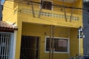 Sobrado de 240 m² a venda no Tatuapé, com 3 dormitórios, 2 banheiros, 3 salas, cozinha, lavanderia, área de serviço, edicula, 2 vagas de garagem,