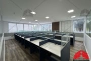 Sala comercial com 183m² com mobília, 5 salas conjugadas, 4 banheiros, estrutura para ar-condicionado, 5 vagas e com excelente localização.