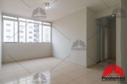 Apartamento Bela Vista com 74 metros Reformado, 2 quartos, sala ampla, 1 banheiro, 1 vaga de garagem, Portaria 24 horas