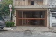 Sobrado para locação na Mooca de 300m², 3 dormitórios, 5 banheiros, lavanderia, varanda, ar condicionado, moveis planejados, 2 vagas de garagem