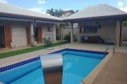 Casa térrea no Residencial Barão do Café, Campinas-SP: 3 quartos, 1 suíte, 3 salas, 4 banheiros, 4 vagas, 310m²!