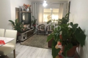 Lindo apartamento com armários embutidos, excelente localização.