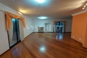 Apartamento à Venda no Morumbi, 240m², 4 suítes, churrasqueira à carvão, 4 vagas e depósito