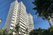 Apartamento Reformado de 4 Suítes em Moema com face Norte e 3 Vagas