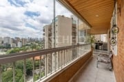 Apartamento á Venda em Perdizes com 380m², 4 quartos sendo 2 suítes, 4 vagas.