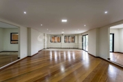 Apartamento a venda no jardim marajoara , com 370m² . 04 quartos sendo 4 suítes .5 vagas .