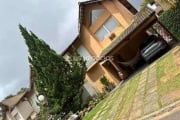 Casa à venda, no Residencial Granja 26 em cotia 3 suites pe direito alto na parte de cima Jardim Co