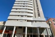 Apartamento andar alto, com 3 quartos sendo 1 suíte no Edifício Victor Hugo