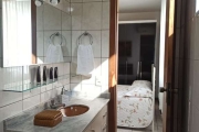 Apartamentos em Carvoeira