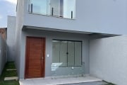 EXCELENTE CASA DUPLEX TRÊS QUARTOS CAMBOLO