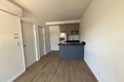 Apartamento para locação Semi Mobiliario e com Ar condicionado com 1 dormitório, em prédio novo na