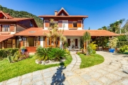 Casa com 4 quartos em condomínio na Granja Guarani, Teresópolis.