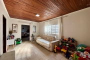 Casa simples na rua do Jockey 4Q 750 mil