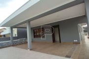 Casa com 3 dormitórios para alugar, 150 m² por R$ 5.600,01/mês - Granja Viana - Cotia/SP