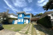 Casa com 3 dormitórios à venda, 181 m² por R$ 1.200.000,00 - Granja Viana - Carapicuíba/SP