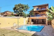 Casa com 3 dormitórios à venda, 460 m² por R$ 1.300.000,00 - Granja Viana - Cotia/SP