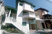 Casa com 3 dormitórios à venda, 171 m² por R$ 1.395.000,00 - Petit Village - Cotia/SP