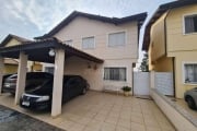 Casa com 3 dormitórios à venda, 200 m² por R$ 770.000 - Granja Viana.