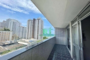 Apartamento beira mar, 4 dormitórios sendo 1 suíte, Pitangueiras, Guarujá/SP