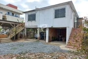 Terreno com casa no bairro iate clube, Jardim Iate Clube, Balneário Camboriú - SC