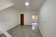 Sobrado com 2 dormitórios à venda, 59 m² por R$ 320.000,00 - Jardim Imperador - Praia Grande/SP