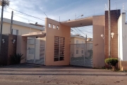 Casa condomínio fechado zona industrial ( com renda)