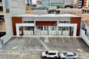 Loja / Ponto Comercial com Estacionamento - Vila Estrela