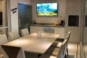 Apartamento com 3 dormitórios,1 suíte com armários planejados,sala 2 ambientes com sacada,,impecável,aceita proposta.