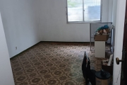 Excelente apartamento, 1º Andar com 2 quartos, sala, cozinha, banheiro com box blindex, no Irajá Rio de Janeiro/RJ