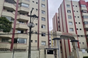 Apartamento no Cabral com ótima localização.