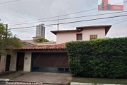 Casa com 4 dormitórios, 4 vagas, 300 m², Rua Montezuma, 32 - Vila Madalena - São Paulo/SP