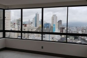 Apartamento com 3 quartos à venda na Rua 1131, 500, Centro, Balneário Camboriú