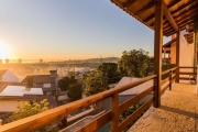 Casa com 4 quartos à venda na Rua Alcebíades Antônio dos Santos, 513, Nonoai, Porto Alegre