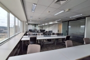 Sala Comercial de 240 m² para Locação em Alphaville