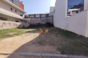 Terreno à venda, com 140 m² no Santa Cândida.