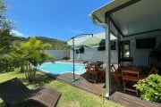 Linda casa com piscina  em mariscal bombinhas, Mariscal, Bombinhas - SC