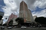 Conjunto Comercial à venda, 38.00 m2 por R$140000.00  - Centro - Curitiba/PR