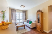 Excelente apartamento 2 dormitórios com suíte, cozinha  montada, bancada americana, área de serviço com aquecedor juncker, living com 2 ambientes. vista livre, com piso laminado, banheiro social, e do