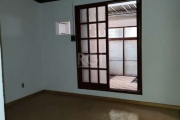 Vende-se sobrado em estilo casa , próximo a Protásio Alves, com 98m², 2 dormitórios, banheiro, living amplo em 2 ambientes, lavabo, lavanderia, terraço com churrasqueira, garagem coberta e permanecem 