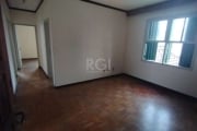 Excelente  Oportunidade!&lt;BR&gt;Apartamento de 3 dormitórios - 83,83 m² de área privativa, living dois ambientes, cozinha, área  de serviço, banheiro auxiliar e banheiro social com box de alumínio, 