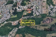 Terreno amplo com 52.000 m2, excelente localização em Porto Alegre. &lt;BR&gt;&lt;BR&gt;Área comm capacidade para projetos de construções tanto verticais quanto horizontais. &lt;BR&gt;&lt;BR&gt;Atende