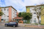 Apartamento no Jardim Vila Nova, Zona Sul de Porto Alegre. Possui 2 dormitórios, living para 2 ambientes, cozinha, área de serviço, banheiro social, reformado, impecável, piso laminado,  ficam os móve