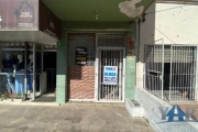 LOJA DE FRENTE, COM APROXIMADAMENTE 25M², PISO EM CERAMICA, BANHEIRO COM VENTILACAO. &lt;BR&gt;MUITO BEM LOCALIZADA NA AV. ASSIS BRASIL, PROXIMO DE ACADEMIAS, ESCOLAS, PADARIAS E MERCADOS. MARQUE SUA 