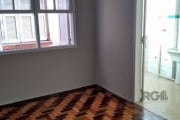 Vende no bairro Petrópolis, apartamento de 01 dormitório, living 02 ambientes, banheiro social, cozinha. Vários ônibus próximo para praticamente todas regiões de porto alegre, imóvel próximo a PUC, Ig