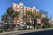 Apartamento de frente a fundos com 124m² de área privativa, com vista de frente para o Guaíba, Parque Marinha e vista dos fundos para o bairro Menino Deus 2 dormitórios  e dependência completa, 1 banh