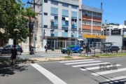 Apartamento 1 dormitório em Porto Alegre no bairro Cidade Baixa, desocupado amplo, excelente estado de conservação, sol da manhã, piso parquet, próximo a Lima e Silva e Jose do Patrocínio, prédio pequ