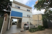 Ótima casa composta por 3 dormitórios, sendo 1 suíte, closet, 3 banheiros, living 2 ambientes, cozinha ampla, e prédio COMERCIAL adjacente onde hoje é uma oficina mecanica, podendo ser demolida!&lt;BR