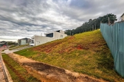 Terreno no Condomínio Alphaville na Zona Sul em Porto Alegre. Área de 612,24m² pronta para construir residência de alto padrão.  Moderna infraestrutura de clube com piscina,fitness, quadra poliesporti