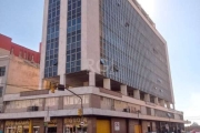 Sala comercial duplex no bairro Moinhos de Vento em Porto Alegre. Próximo ao GNU, no miolo com 102m2, 1 vaga escriturada. Sala comercial ensolarada, de fundos, silenciosa, na parte térrea com 3 salas,